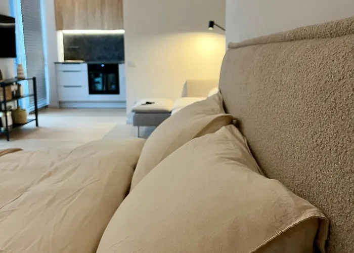 Of River Bastionai, Self Check-in *